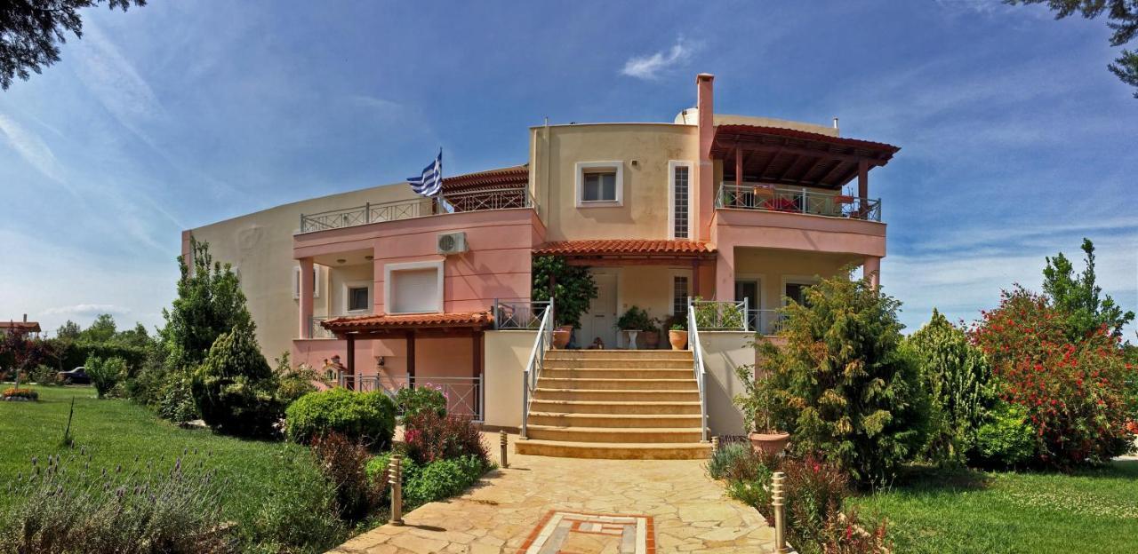 Brina'S Luxury Apartments Agioi Apostoloi  ภายนอก รูปภาพ